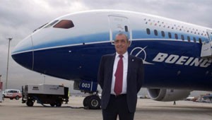 Air Europa Boeing 787 Dreamliner y Juan José Hidalgo