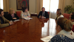 Reunión de José Ramón Bauzá con trabajadores de Orizonia en sede Gobierno Balear