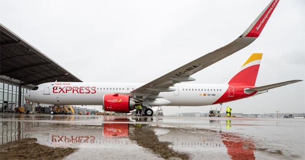 Huelga en Iberia Express: 92 vuelos cancelados y pasajeros afectados | Noticias de Aerolíneas de turismo Preferente.com