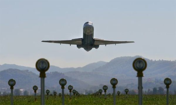 Recurso contra la prohibición de vuelos cortos en Francia | Noticias de  Aerolíneas | Revista de turismo Preferente.com